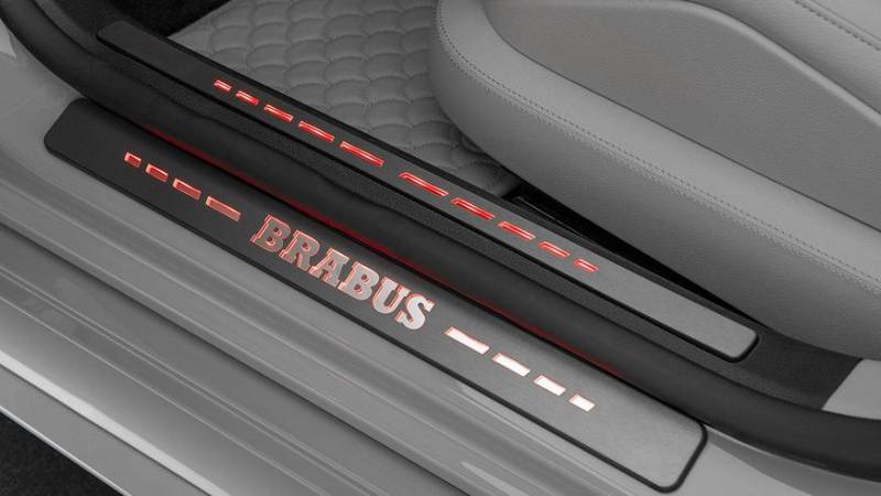 Монохромный Mercedes-Benz S-класса от Brabus: тысяча гибридных «лошадей»