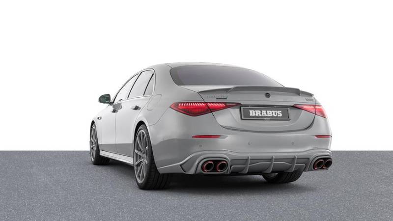 Монохромный Mercedes-Benz S-класса от Brabus: тысяча гибридных «лошадей»