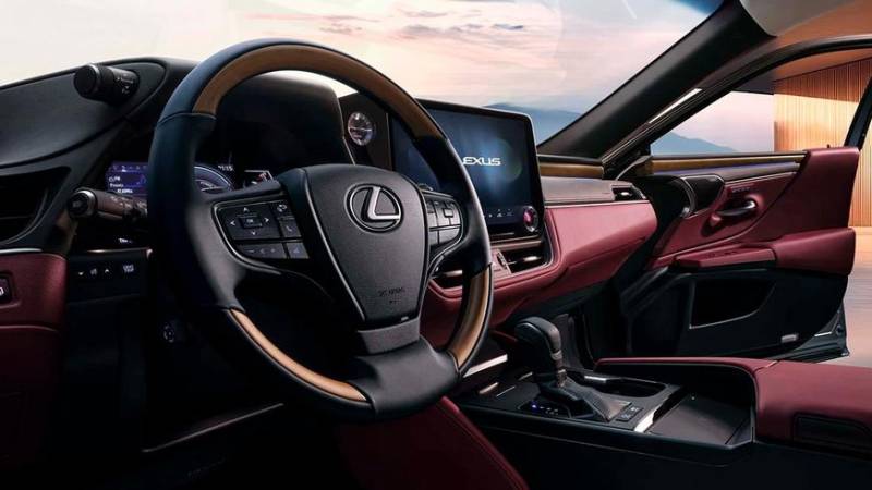 Обновлённый Lexus ES дебютировал в Китае