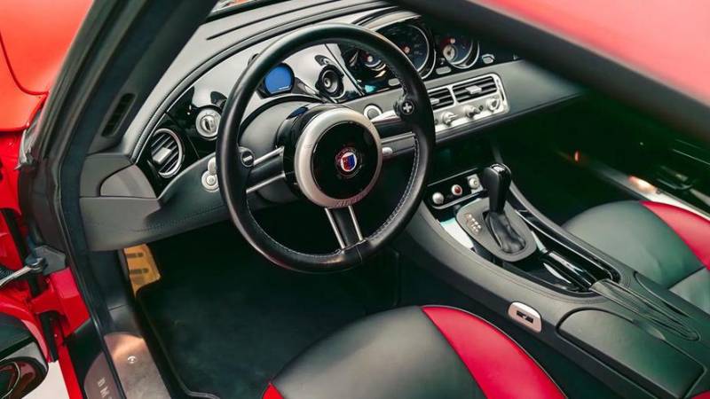 С молотка уйдёт очень редкий и практически новый Alpina Roadster V8