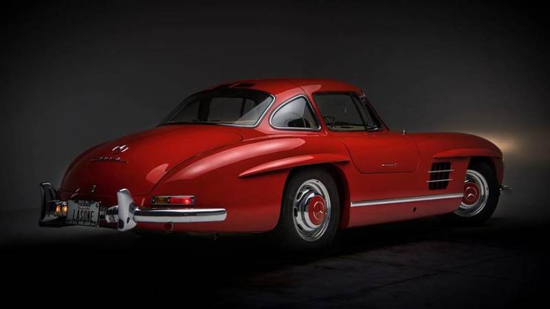 С молотка уйдёт последнее в истории «крыло чайки» — Mercedes-Benz 300 SL