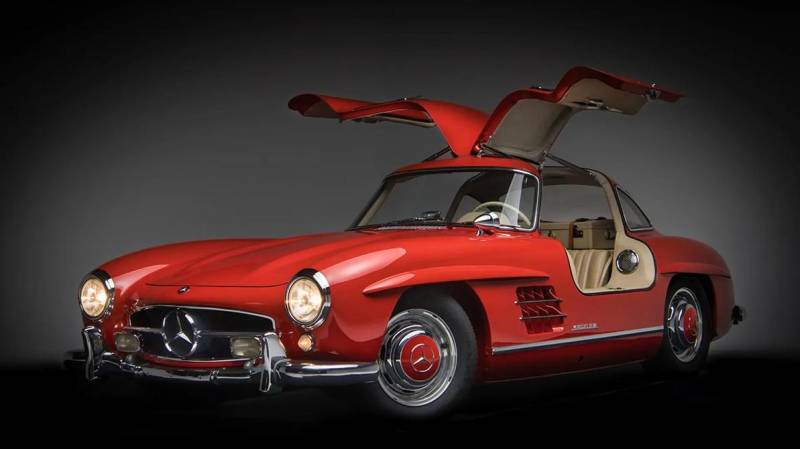 С молотка уйдёт последнее в истории «крыло чайки» — Mercedes-Benz 300 SL