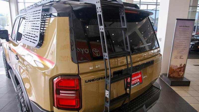 Toyota Land Cruiser 250 доработали для SEMA, а теперь продают