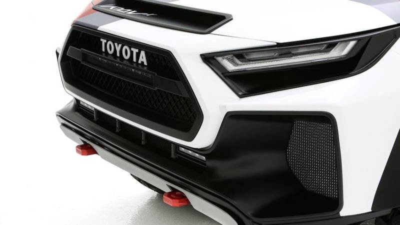 Toyota намекнула на экстремальную версию нового RAV4