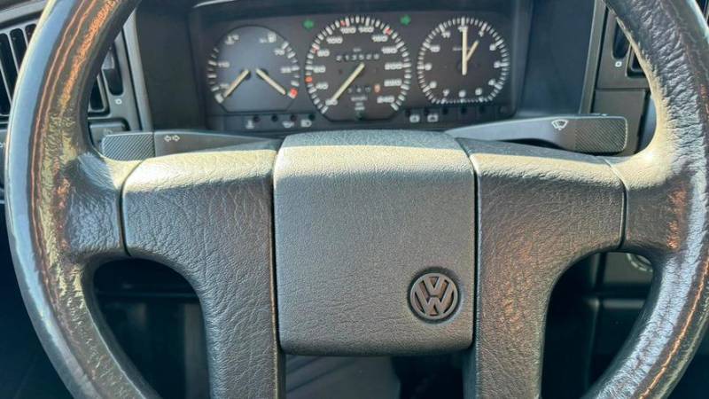 За старенький Volkswagen Passat просят 4.1 млн тенге на Kolesa.kz