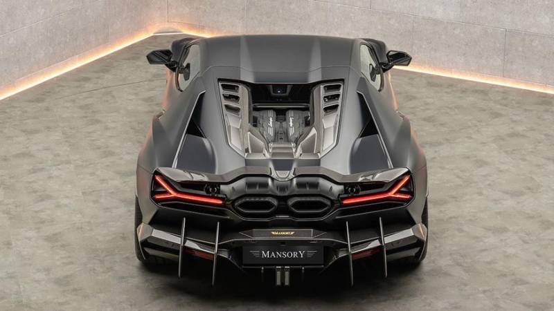 Плюс 55 сил и много карбона. В Mansory доработали Lamborghini Revuelto