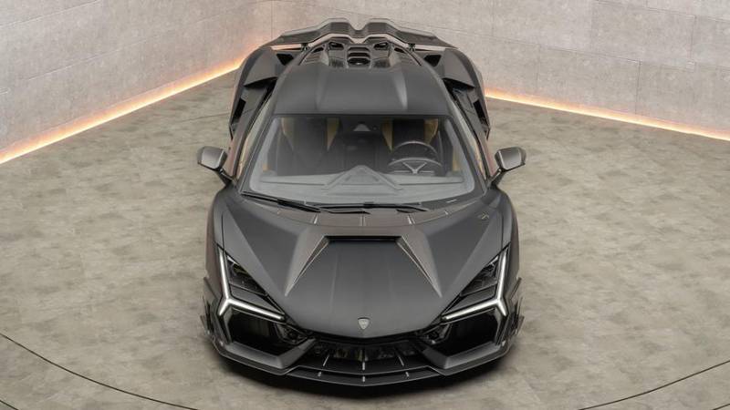 Плюс 55 сил и много карбона. В Mansory доработали Lamborghini Revuelto