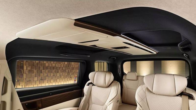 Toyota Alphard стал четырёхместным плагин-гибридом