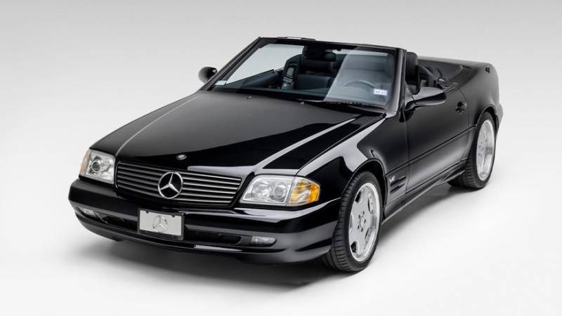 Практически новый Mercedes-Benz SL600 (R129) обнаружен в США