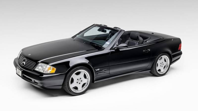 Практически новый Mercedes-Benz SL600 (R129) обнаружен в США